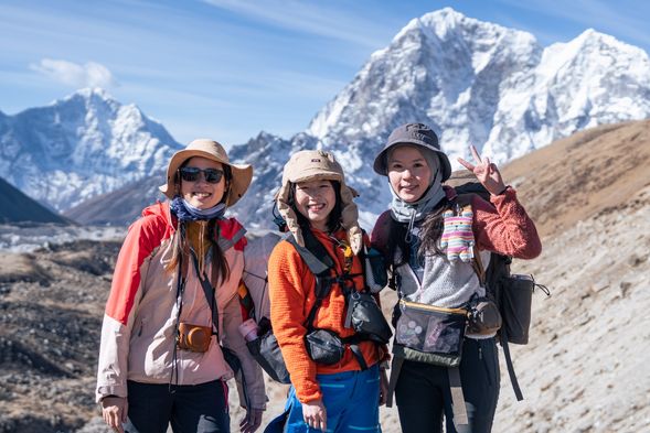 午餐後需爬升通過Lobuche埡口。
