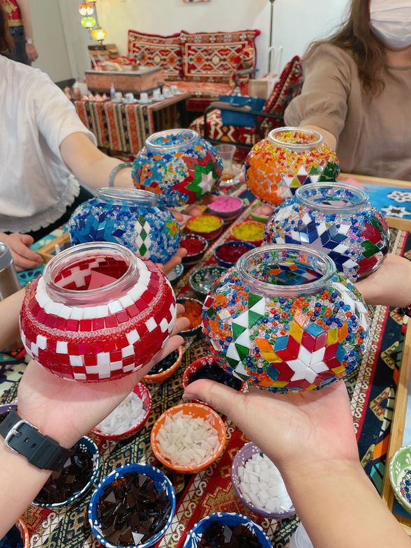 完成作品的瞬間,滿滿的成就感!!!!
可以開始與朋友們歡樂的拍照時間!