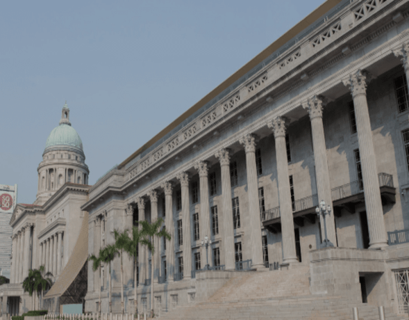 市政区地标建筑新加坡国家美术馆由新加坡历史上有着纪念意义的两所标志性建筑物——前政府大厦和前最高法院大楼改建而成。