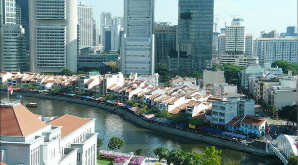 新加坡河
这条繁华的河流是新加坡的心脏,是一切的起点。以前,新加坡河沿岸遍布着贸易仓库,如今这里唯一的商业场所是餐馆、俱乐部和酒吧。
