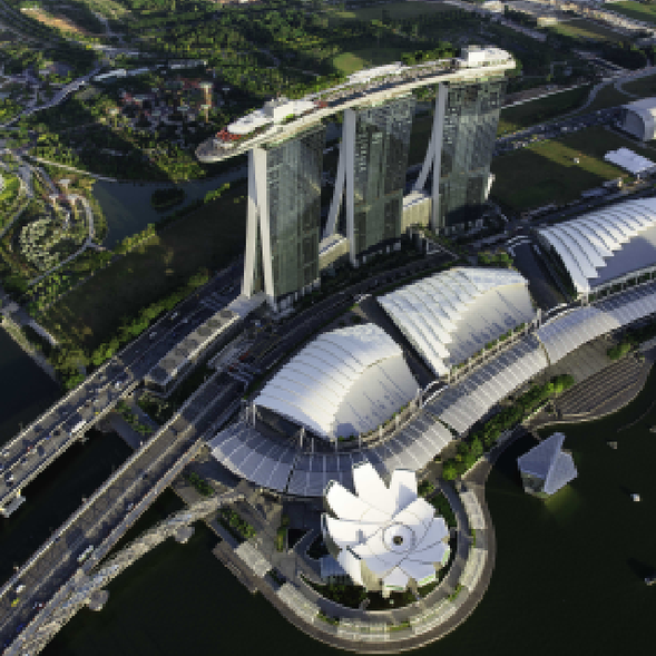 Marina Bay Sands Hotel
Arguably the most recognisable structure in Singapore, Marina Bay Sands is shaped like a surfboard and has hosted many top celebrities here! As we cycle along the Marina promenade, we can take in the splendour of this iconic building and its vibrant surroundings.