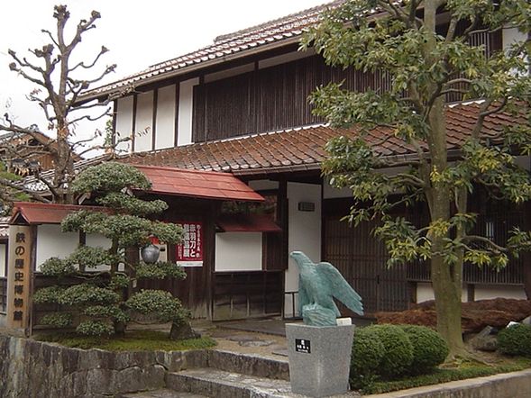 12:40 鉄の歴史博物館
鉄づくりの歴史や技術、鉄が果たした役割をわかりやすく展示
