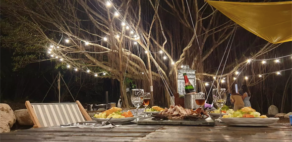 森林中享用現場製作的原民料理,再愜意不過了