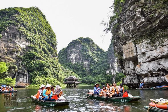 越南北部寧平長安生態保護區是世界文化及自然遺產。