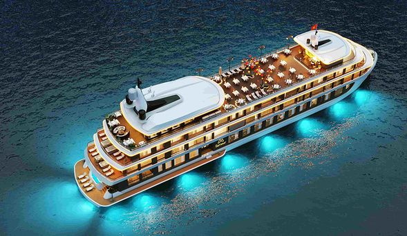 L’amour遊艇抵達峴港駿洲碼頭,行程結束