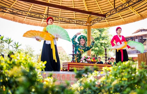 神秘的維京村Mysterious Viking Village