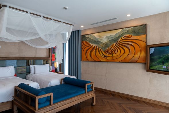 輕隱奢華的感覺,而且都是以木作、原民風來呈現,雖然在偏遠的山上,但整體規劃是有展現品牌及當地的層次感及價值。