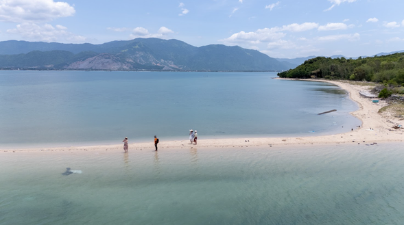 抵達疊山島,開始體驗海上小徑步行