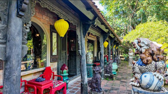 午餐:越府成章(越式林園)合菜(含酒水)