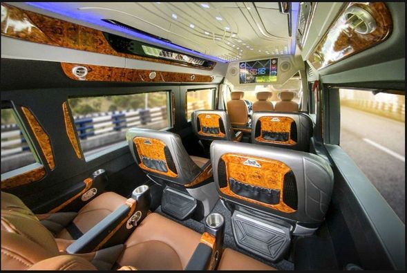 從河內市區飯店或下龍灣市區飯店出發