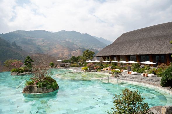 如同下午茶的風景加上帶點日式景觀設計,光是步行周圍就很舒心,可以幻想夏天戲水時美景相伴的愜意。