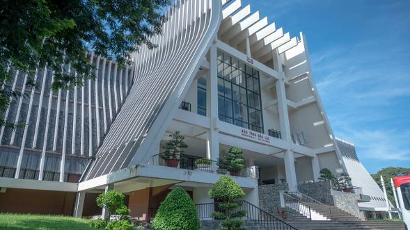 多樂博物館(Dak Lak) 擁有許多重要的文化和歷史價值,體現了法蘭西共和國與越南民族學博物館之間密切的國際合作關係。