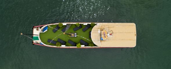 06:30 太極課 早上好,海灣,在 30 分鐘內參加日光浴平台上的太極練習巡游至「Luon」洞穴時