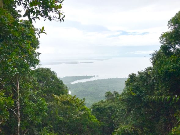 Let’s challenge ourselves now, say‘ hi’ from the peak of Bintan!