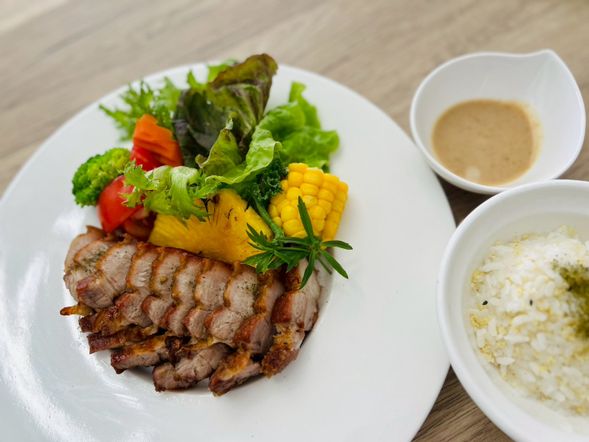 iVOCADO 個人套餐
部落的“八木”-原民烤三層肉