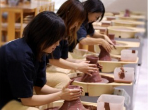 電動ろくろなら仕上がりも美しい