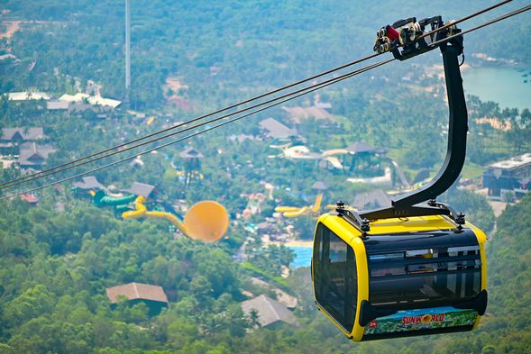 飛越我的盛夏調色盤,越南富國島世界最長跨海纜車