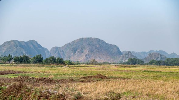 導遊至河內接載並前往寧平