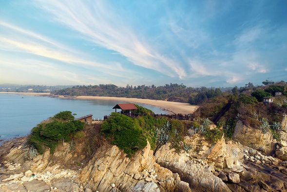 站在沙溪堡,遠眺廈門與周邊島嶼,這座軍事要塞不僅是歷史的見證,也是自然美景的最佳觀賞點。
