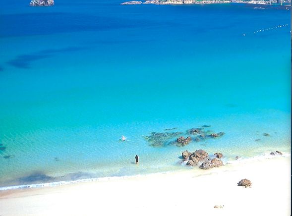 Shimoda City
Located in the southern part of the Izu Peninsula in Shizuoka Prefecture, Shimoda City is a beautiful city surrounded by mountains and the blue sea, full of natural charm.