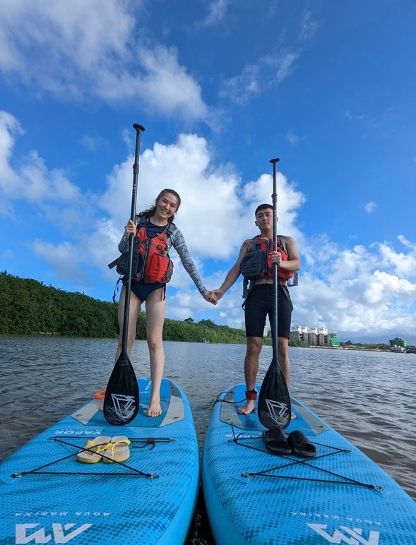 紀念我們一起站在立槳上