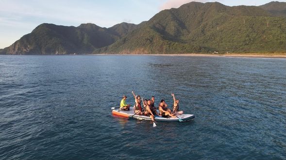 兄弟朋友用力划