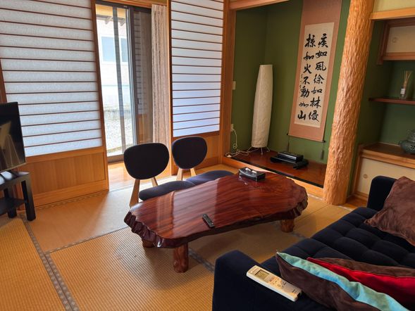 ・Free time
・Enjoy a private natural hot spring
・Dinner on your own