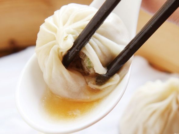 有名小籠包店での昼食
※小籠包の名店で、飲茶セットを堪能できます。
食後、現地解散。(最寄りMRT駅は中山駅、徒歩7分)