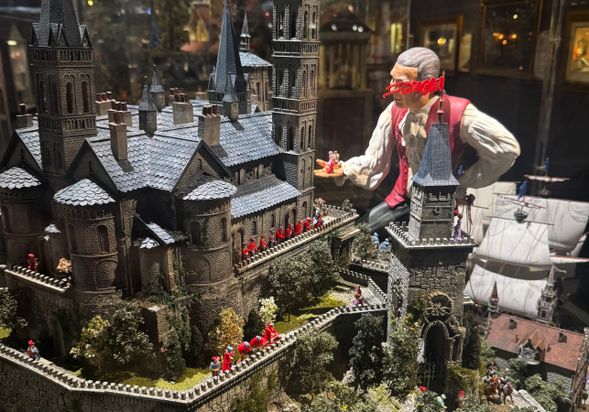 袖珍博物館
*世界でも珍しいミニチュア専門の博物館。精巧なアート作品の数々をご覧いただけます。