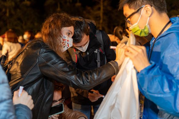 イベント会場へ~一斉天燈上げ