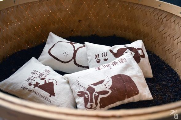 絹印茶香故事枕