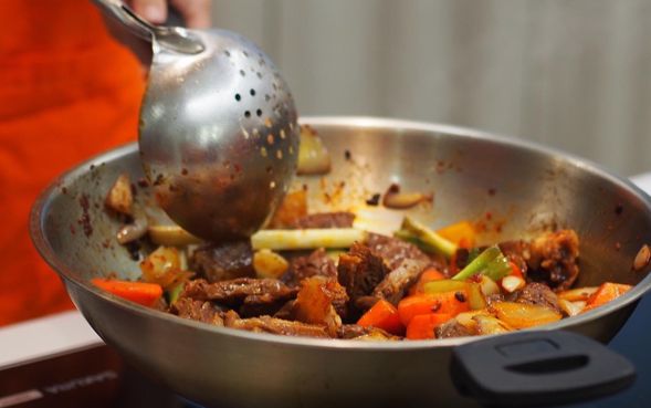 Cook authentic beef noodle soup