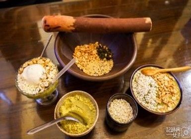 11:00-13:30
漫遊北埔老街&午餐 (擂茶體驗、慈天宮、金廣福公館)