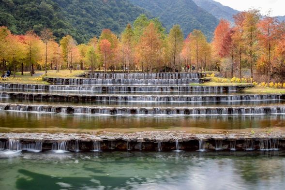 枕頭山的魅力,在於簡單卻深刻的純粹自然體驗。