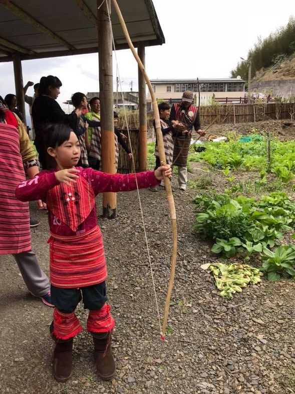 泰雅弓箭體驗