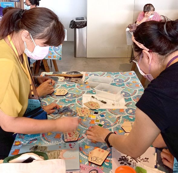 選祈願健康好呢? 還是選愛情加油呢?