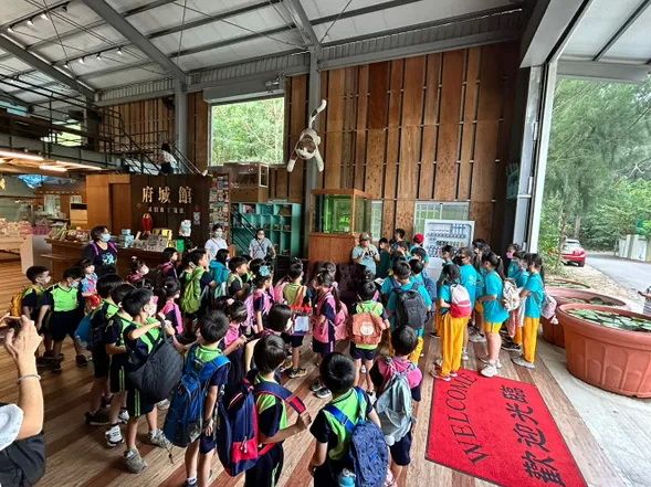 14:00 抵達虱目魚主題館