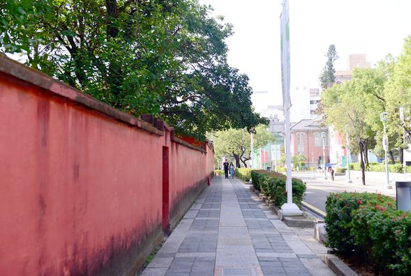 行程結束後在大天后宮可選擇自行繼續參觀赤崁樓周邊。