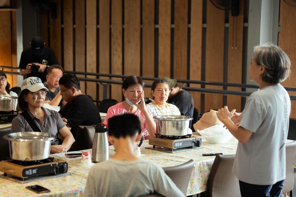 虱目魚主題館 (透過老師的講解說明,讓大家了解虱目魚的奧秘)