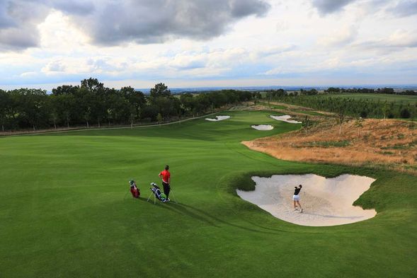 高爾夫打球體驗