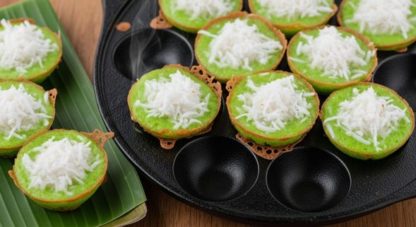 Enjoy an authentic Malay-style afternoon tea.
