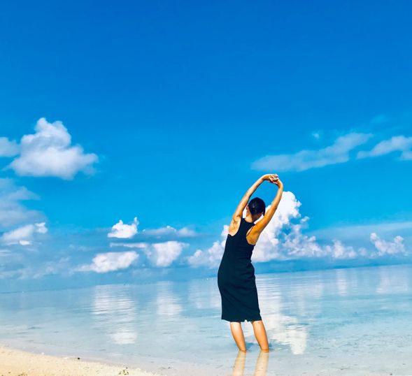 Head to Mantabuan Island and enjoy a premium lunch.