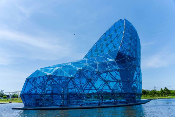 高跟鞋教堂-象徵「每個小女孩都曾夢想有雙漂亮的高跟鞋,伴著自己走出美麗優雅的人生」