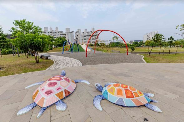 水岸藝術公園-打造「安全環保、統合體感」的遊樂場,是親子互動遊戲的最佳場所