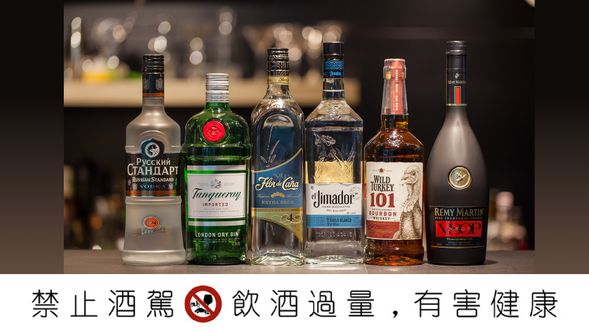 以六大基酒分類授課,每週一款基酒主題,可調製當週基底的經典調酒 3 杯