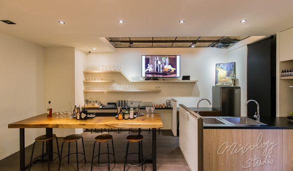 舒適寬敞的學習空間,可以與老師面對面討論