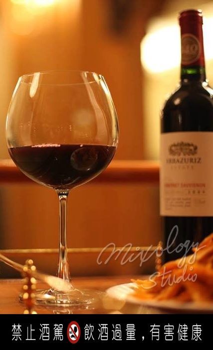 還能藉此品嚐不同品種的葡萄酒,讓味蕾有更深層的疊加