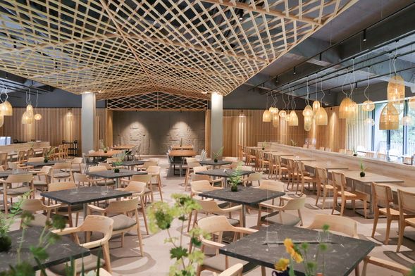 18:00~20:00 溪頭福華五星級飯店餐廳饗宴