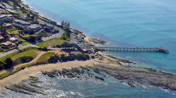 抵达洛恩
午餐时间