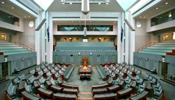 Day 5(日)|坎培拉 → 雪梨
上午參觀皇家鑄幣廠、莊嚴的國會大廈與內容豐富的澳洲國家博物館,午餐特別安排在國會議員用餐餐廳,感受與總理同桌的非凡體驗!
下午前往雪梨,途中打卡巨型雕像大綿羊 Big Merino,傍晚抵達雪梨,可自費參加夜遊雪梨行程。
餐食:早:酒店|午:澳式披薩|晚:自理
住宿:Silkari Urban CKS Sydney Airport 或同級 4 星酒店